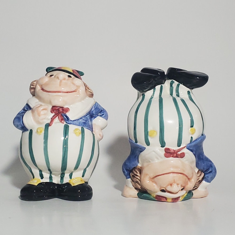 FITZ & FLOYD Tweedle Dee & Tweedle Dum Salt & Pepper Shakers from Wonderland '92